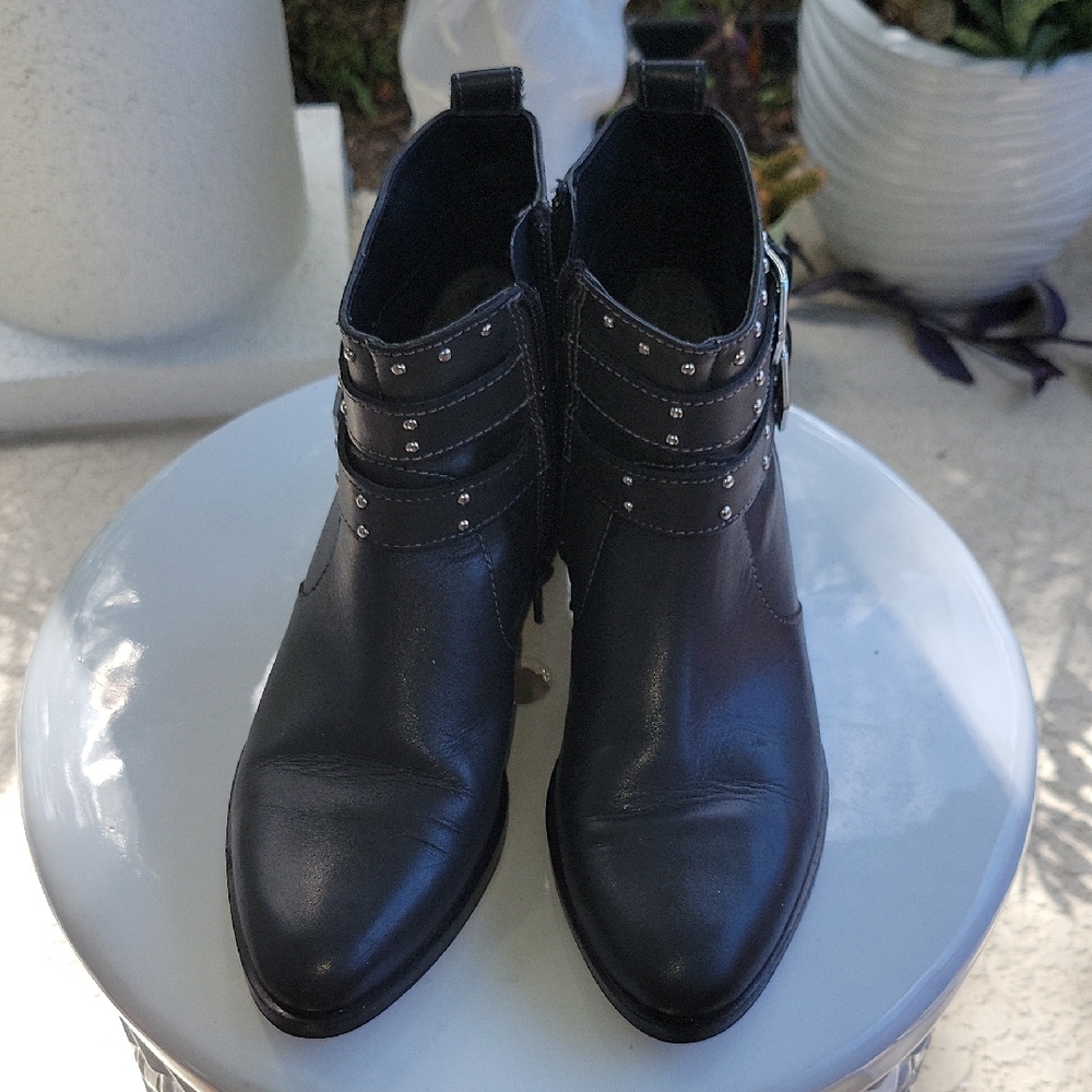 Grey Leather Ankle Boots With Silver Studs Size Eu37/US7